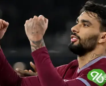 West Ham Star Rejects Offers Chooses Home